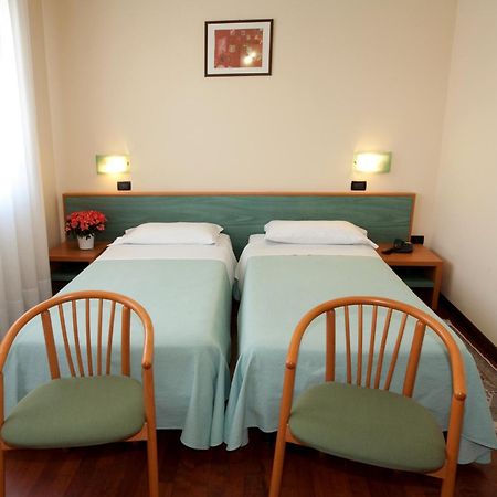 Hotel Valbrenta Limena Exteriér fotografie